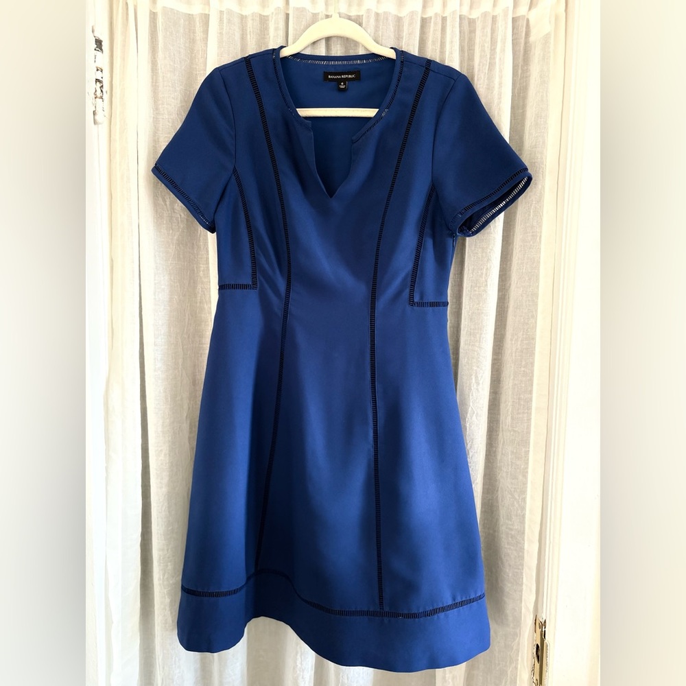 Banana Republic Royal Blue Short Knee Length Classic Dress Size 6